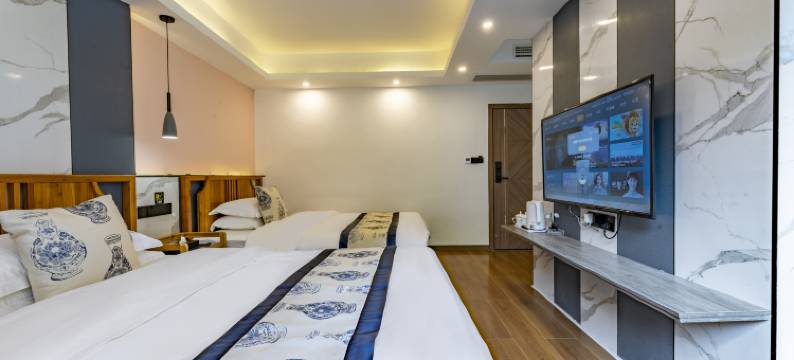 梵净山倚山雅阁民宿(景区东门店)图片