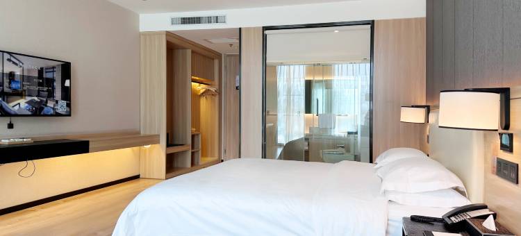 H酒店(万达广场赤峰学院店)图片