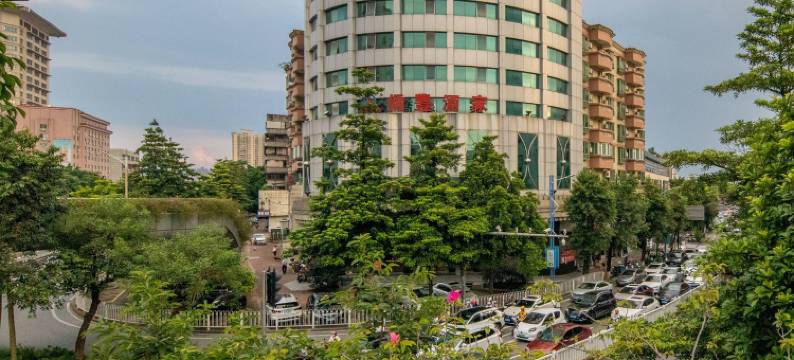 柏凯顿·美宿(清远城市广场店)图片