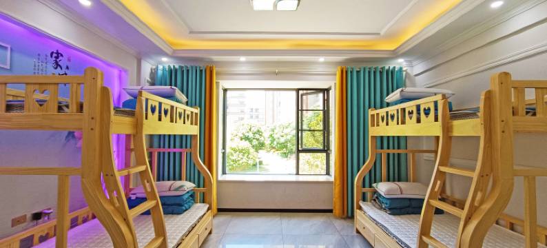 借湖而居青年旅舍图片