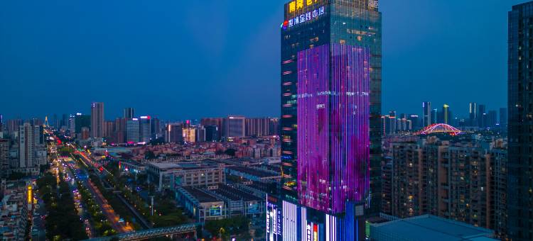 维纳斯皇家酒店(佛山魁奇路地铁站创意产业园店)图片