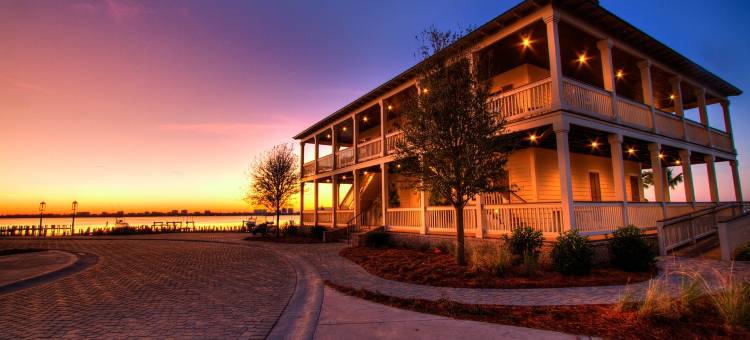 景咖·亲子网红泳池度假冲浪设计师民宿(海棠湾恒大养生谷店)图片