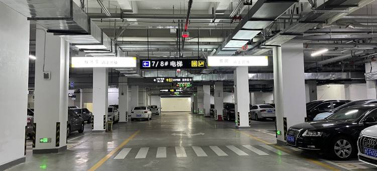 洛阳牡丹城丽呈酒店(龙门高铁站店)图片