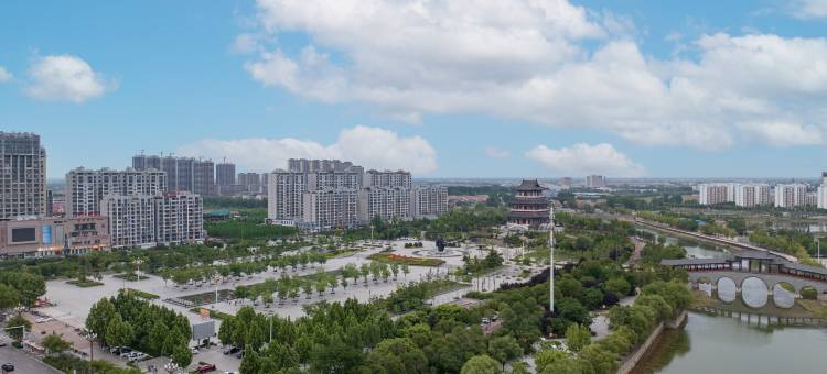 白玉兰酒店(鱼台汽车总站观鱼大道店)图片