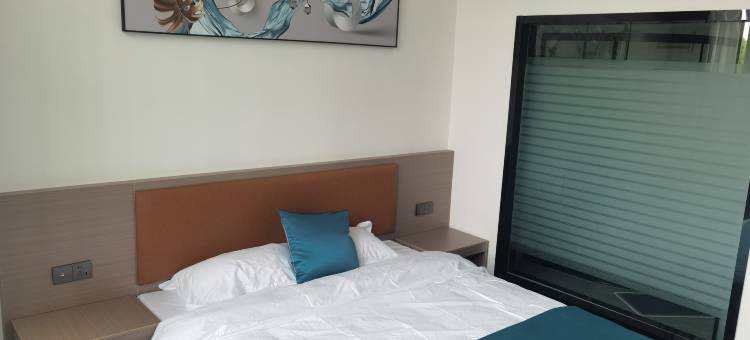 骏怡连锁酒店(扬州八里镇店)图片