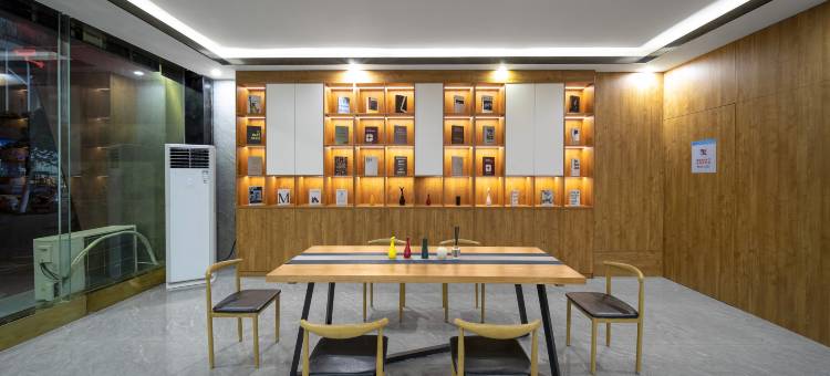 雅斯特美途酒店(百色布洛陀广场店)图片