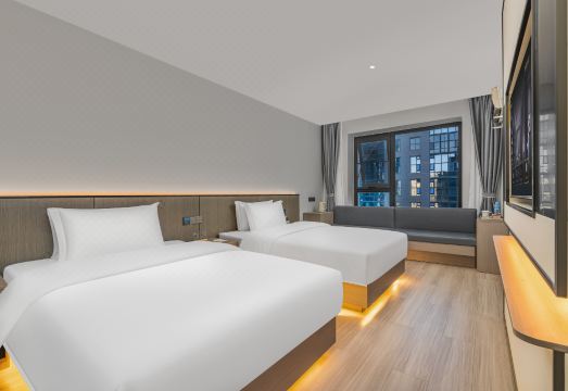 Kunming Dolphin Bay Boutique Hotel (Gaoxin Wuyue Plaza)Hotel Overview