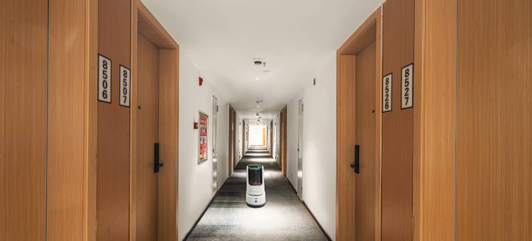 Xhotel青绵智慧酒店(进贤高铁站天虹商场店)图片