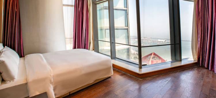 青岛五四广场海景美仑国际酒店图片