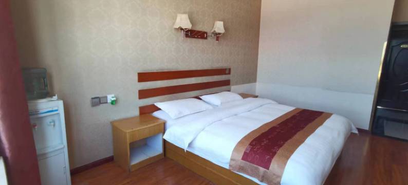 汉源四海酒店图片