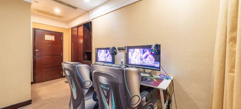 宙斯电竞酒店(东莞常平百花时代广场店)图片