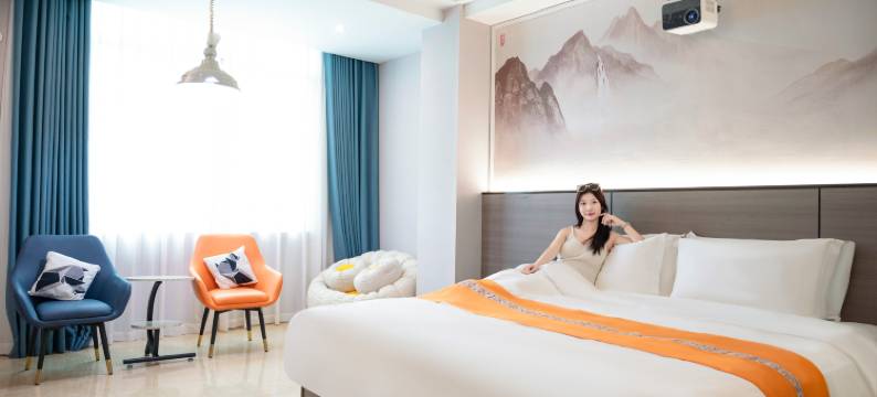 鑫澜湾假日酒店(儋州市夏日广场汽车站店)图片