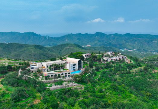 红土岭山陉居生态民宿外景图