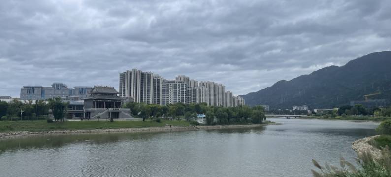 丫好住青年公寓(中海寰宇天下店)图片