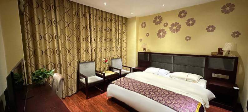 霖润商务酒店图片