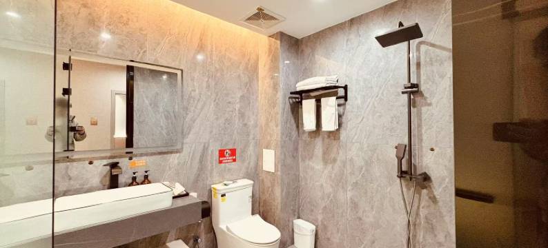 德航酒店(芒市机场店)图片