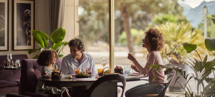 费尔蒙特莱蒙特勒宫酒店(Fairmont Le Montreux Palace)图片
