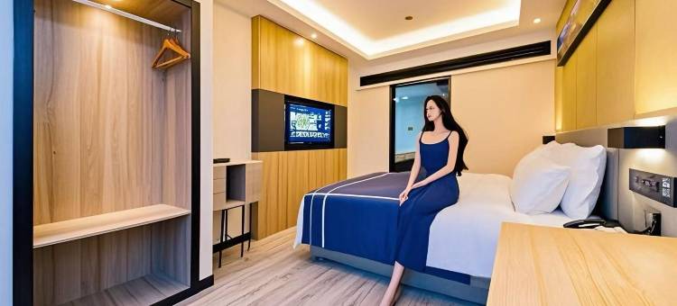 兰泊酒店(长沙高铁南站雨花区政府地铁店)图片