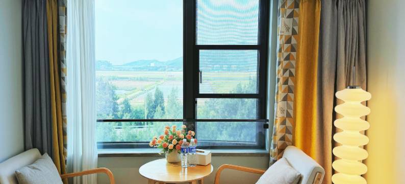 朱家尖山海拾光loft度假公寓(蜈蚣峙码头店)图片