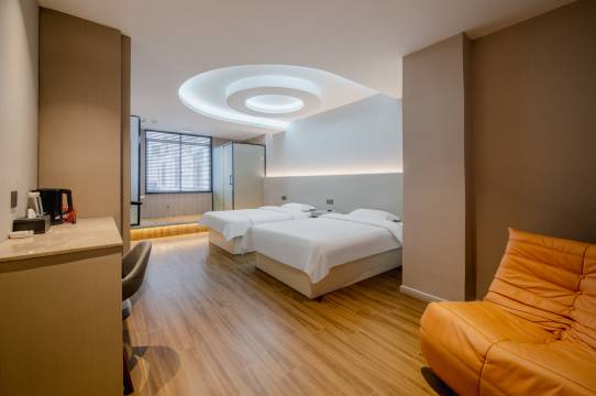 庐陵印象酒店(吉安市中心人民医院能仁巷店)