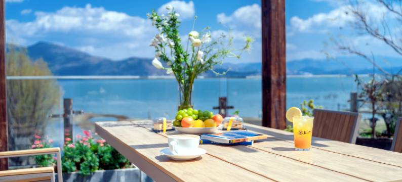 海岸云栖海景美宿(洱海生态廊道才村店)图片