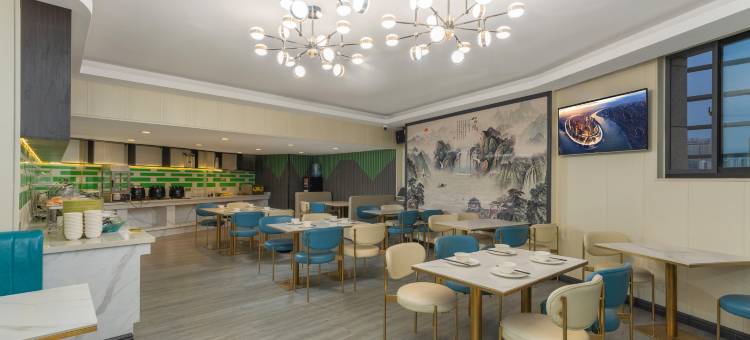 白玉兰酒店(昆山巴黎春天震川西路店)图片