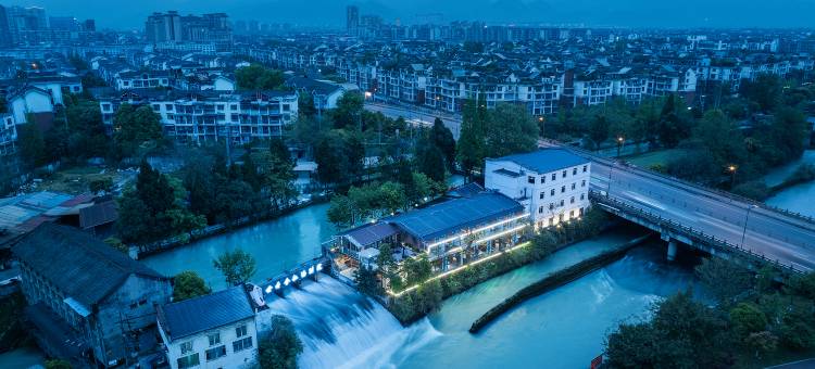 隐世云舍VILLA·青城江崖野奢私汤别院(都江堰景区店)图片