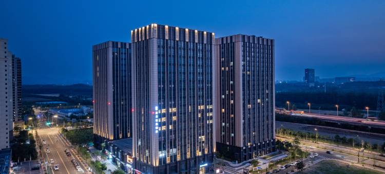 艺龙安云酒店(南京仙林大学城东流地铁站店)图片