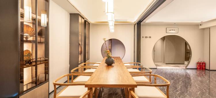 陌上轻居酒店(洛阳火车站应天门地铁站店)图片