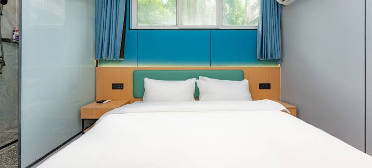 咖居酒店(南京南站河定桥地铁站店)图片