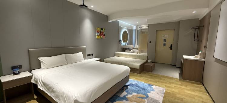 大连艺术酒店(开发区万达广场店)图片