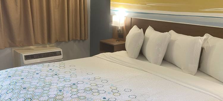 红屋顶家乡开间布法罗 - 尼亚加拉机场(HomeTowne Studios by Red Roof Buffalo - Niagara Airport)图片