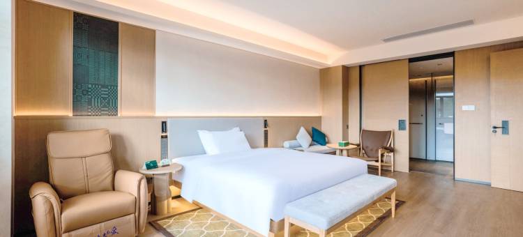 广旅康养酒店(广西体育中心总部基地地铁站店)图片