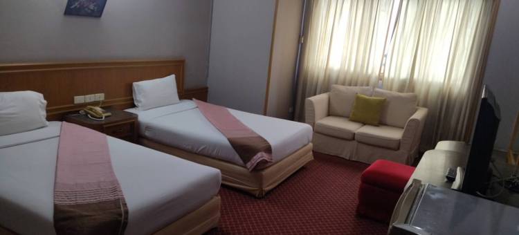 巴吞他尼广场酒店(Pathum Thani Place Hotel)图片