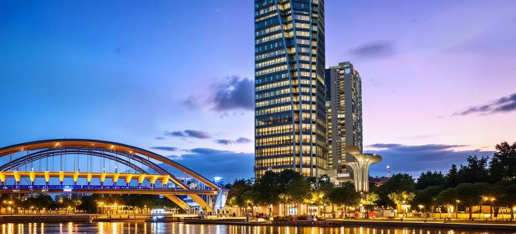 伴与久江畔复式公寓民宿(孙文西路步行街兴中广场店)图片