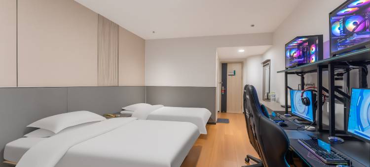 美娱·星峰电竞民宿(山东滨州航空学院店)图片