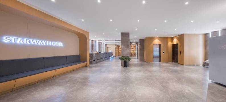 美娱·星峰电竞酒店(信阳火车站天润广场店)图片