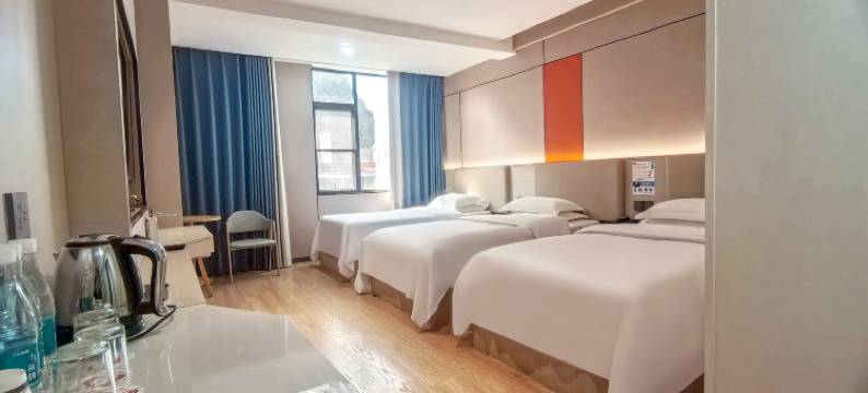 派酒店(贺州远东商城缤纷环球城店)图片