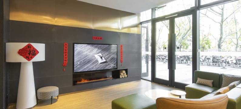 城家上海宝杨路地铁站公寓酒店图片