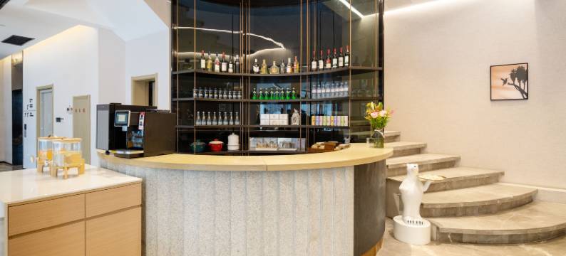 格雅酒店(赤峰高铁站交通职业技术学院店)图片