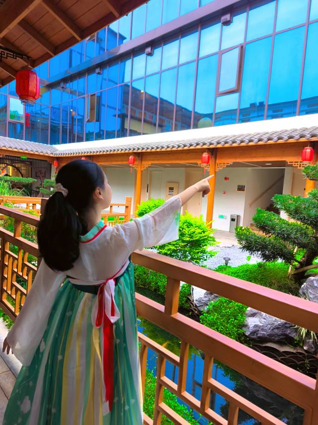 南昌会心假日酒店(南昌站恒茂梦时代广场店)图片