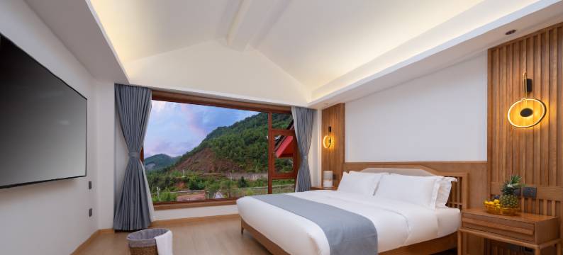 泸沽湖悦山隐精品民宿图片