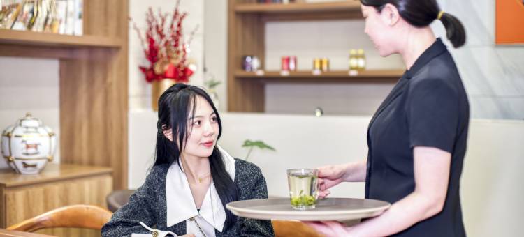杭州锦华庭国际酒店(临平银泰城邱山大街地铁站店)图片