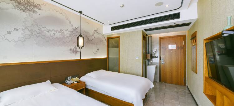 欧泰影院酒店(滨海店)图片