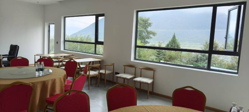 冕宁冶勒湖十一闲客民宿图片