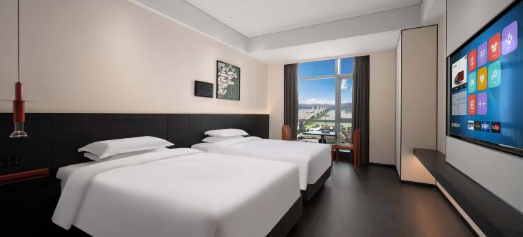 沃尔顿假日酒店(南昌红谷滩摩天轮店)图片