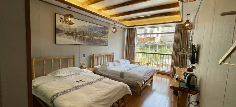 神农架西岩宿客栈图片