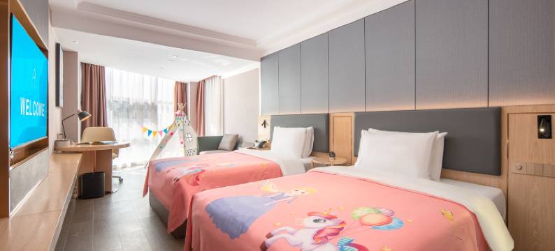 深圳龙华观澜亚朵X酒店图片