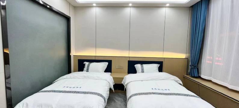 久治王府优选酒店图片