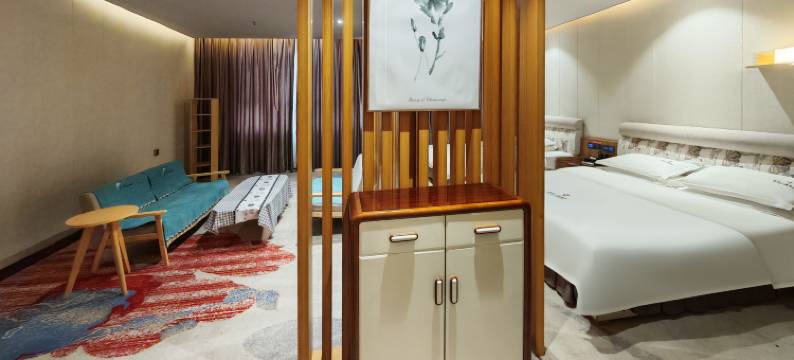 伊宁映像主题酒店(伊宁市上海城)图片